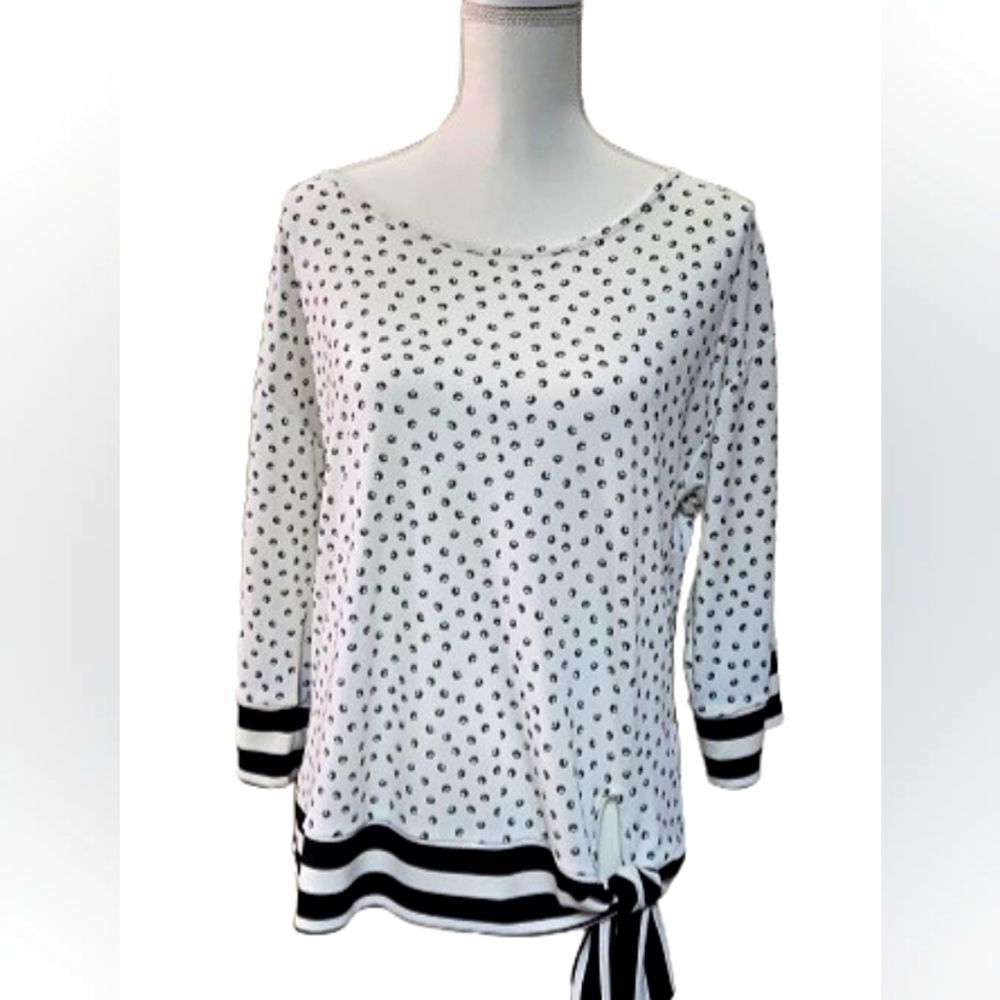 Ann Taylor Black & Cream Patterned Blouse. Sz S